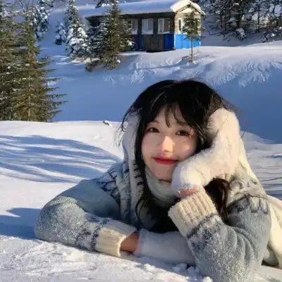 于希月